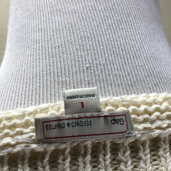 Gap Cream 3/4 Sleeve Loose Fitting Sweater - Picture 5 of 5